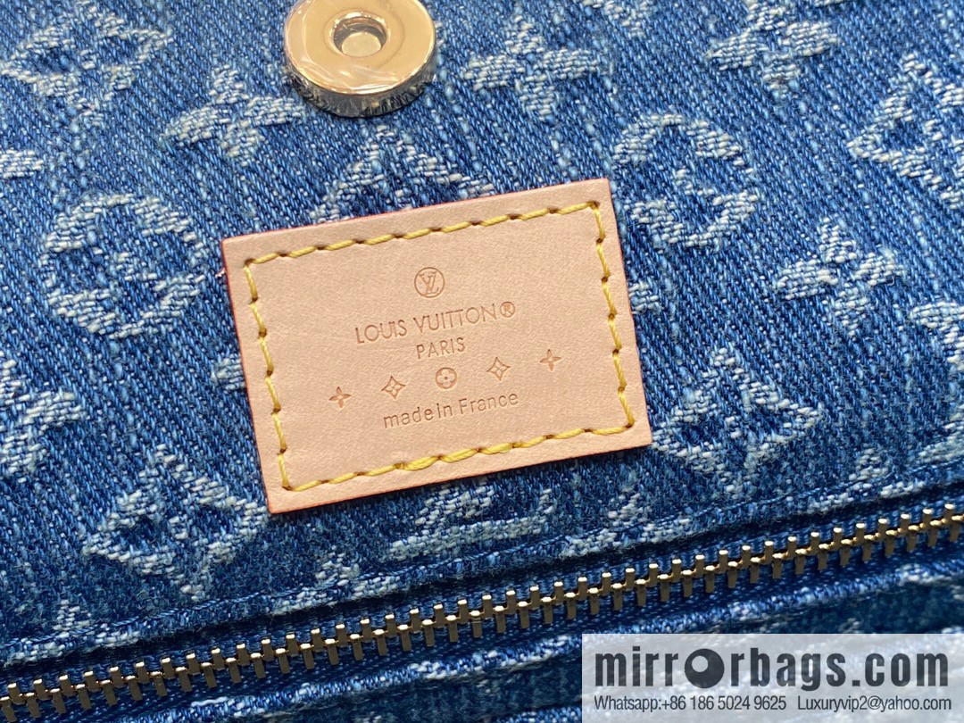 CARRYALL MM Handbag M46855 Blue (Denim) CarryAll Medium Handbag