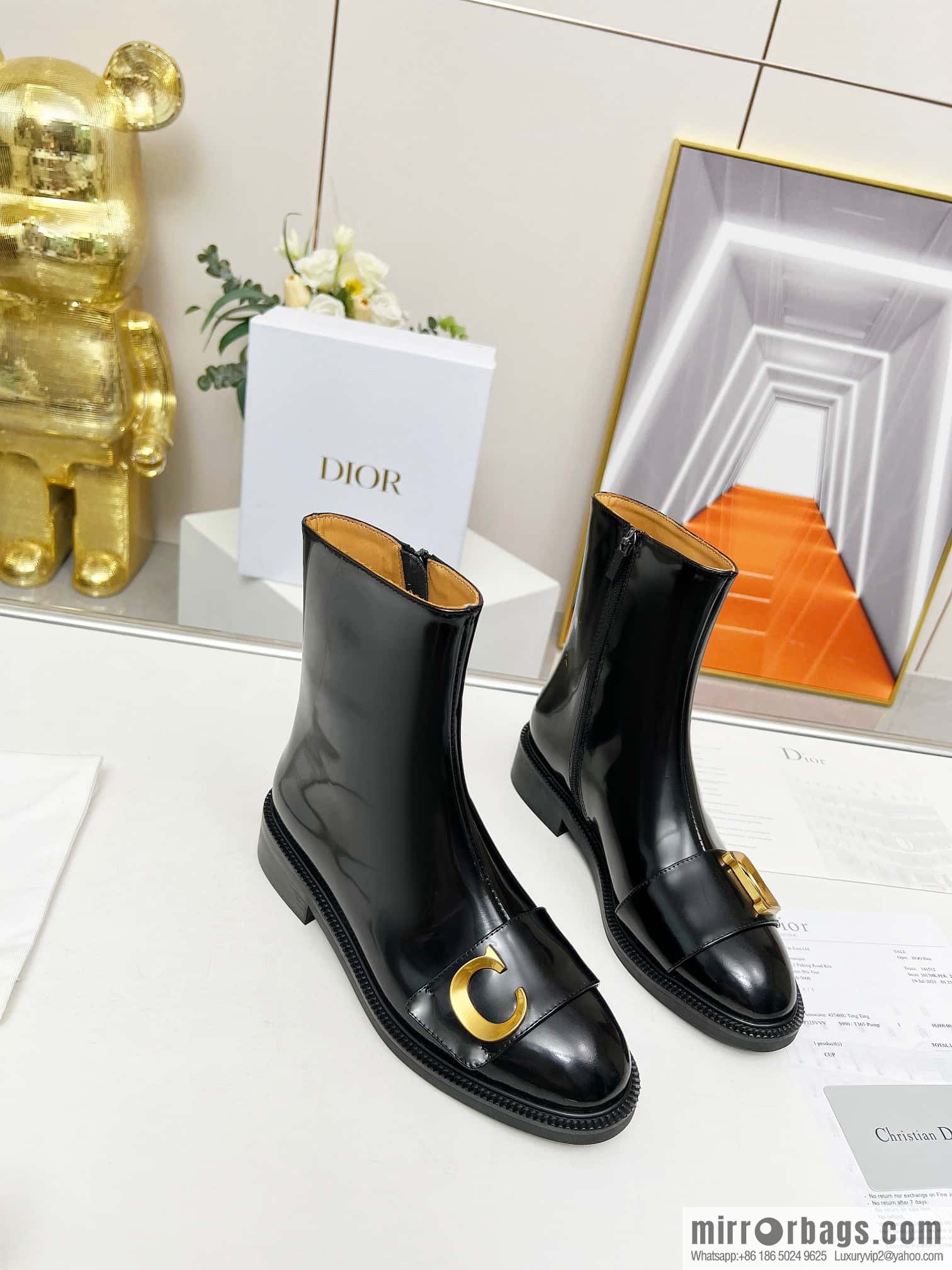 🐰🐰Dior's latest fashion show in early spring haute couture series, metal letter logo hardware buckle short boots