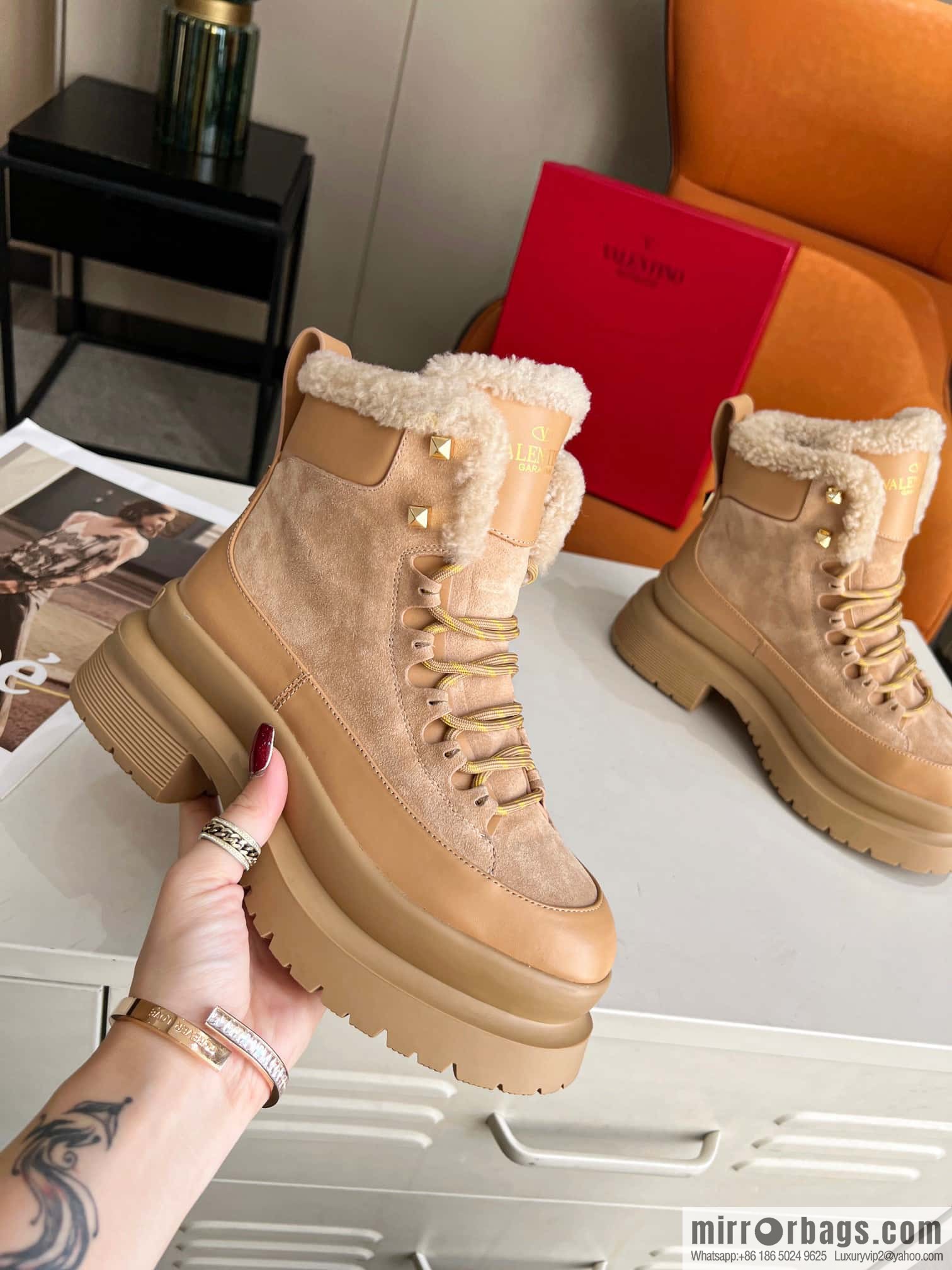 π°π°ππ΄πΏπΈπππΌππ Valentino βΊ | π« purchasing level π classic Valentino real hair nail boots