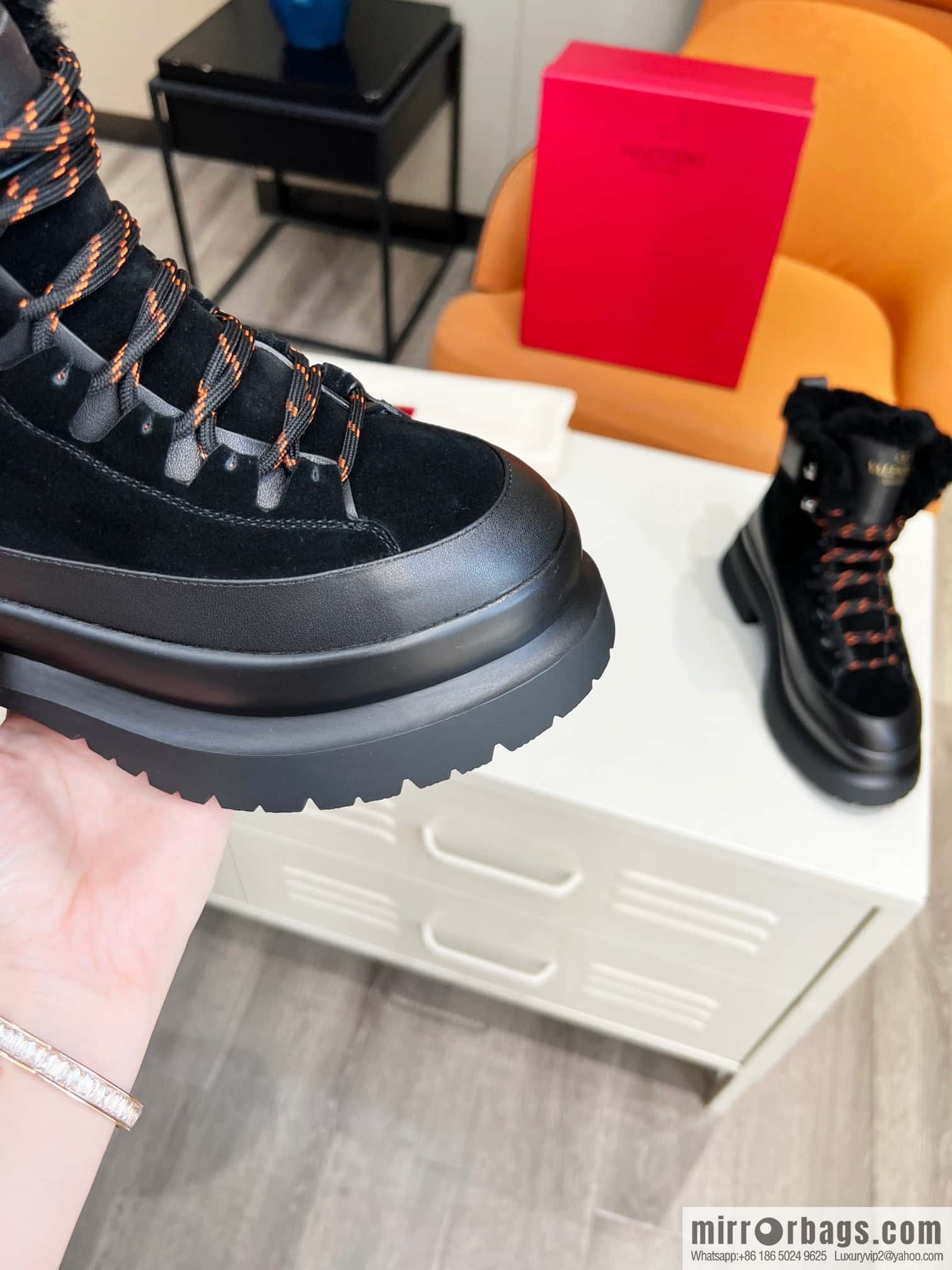 π°π°ππ΄πΏπΈπππΌππ Valentino βΊ | π« purchasing level π classic Valentino real hair nail boots