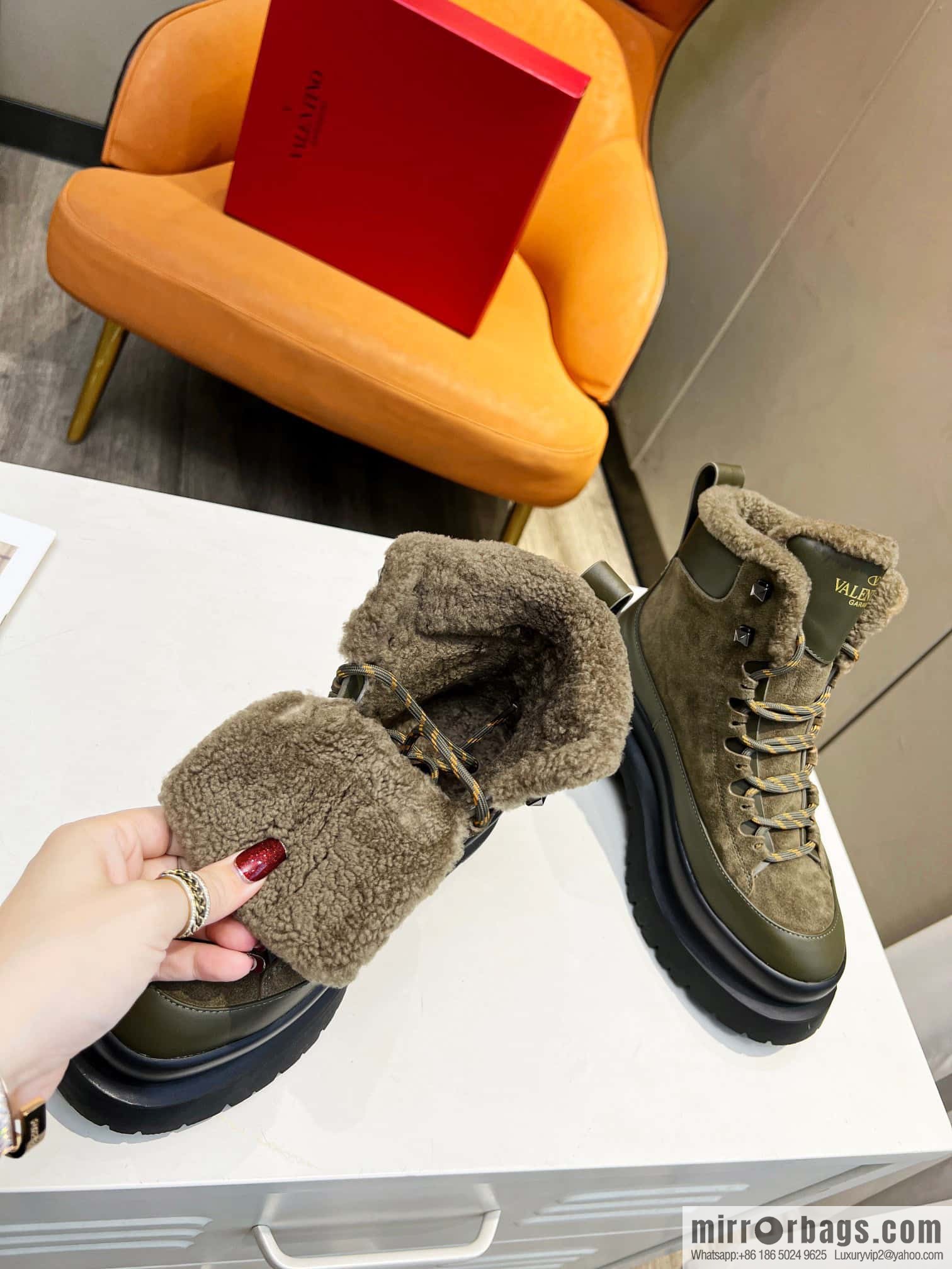 π°π°ππ΄πΏπΈπππΌππ Valentino βΊ | π« purchasing level π classic Valentino real hair nail boots