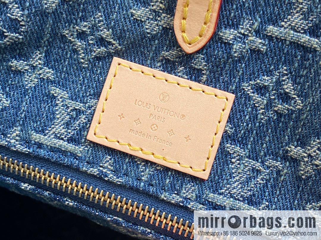 [Boutique‑grade] M46871 blue denim, denim square bag series Onthego medium handbag