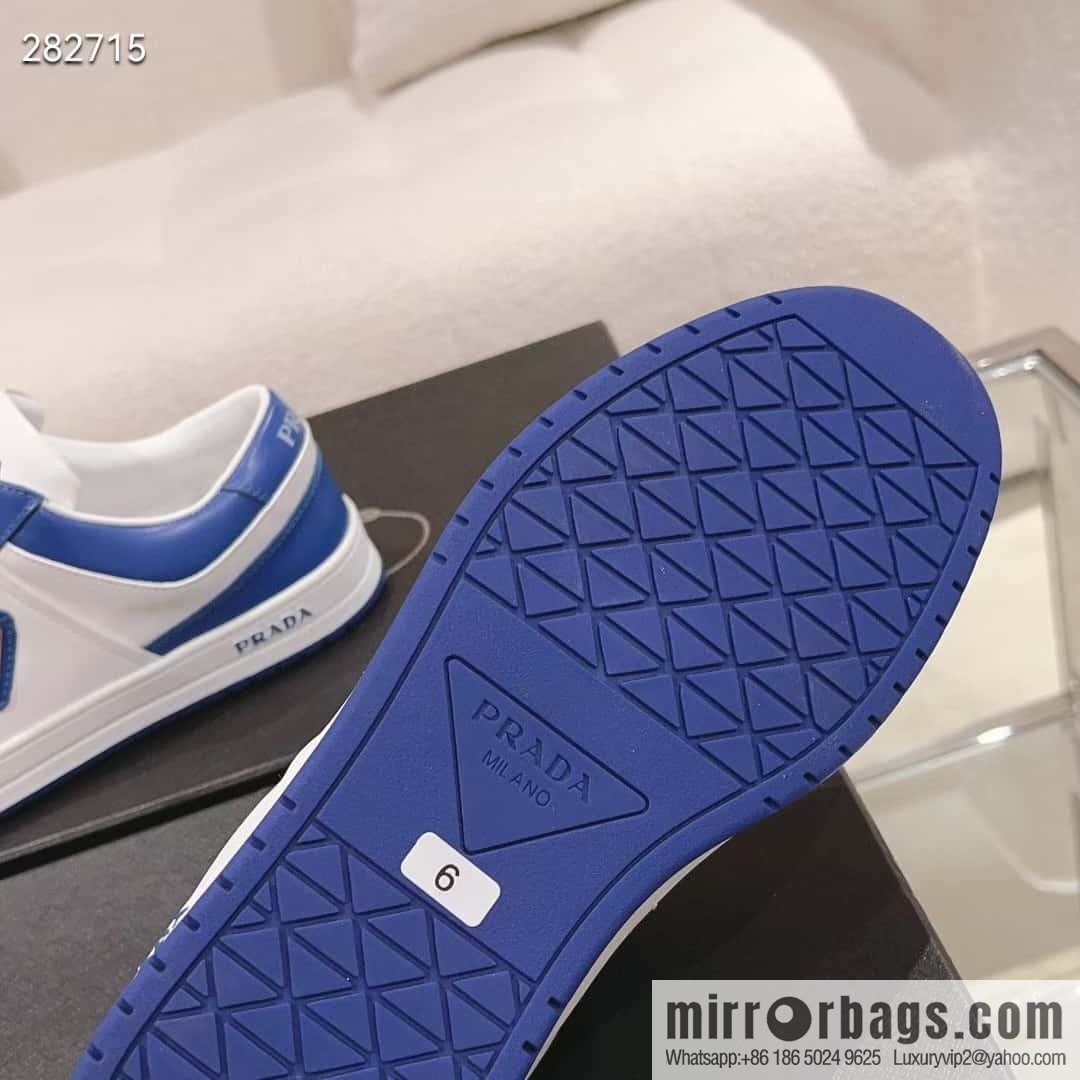 🐰🐰Prada ss23 new arrival~ Prada 2023 | New triangular standard couple men's and women's board shoes