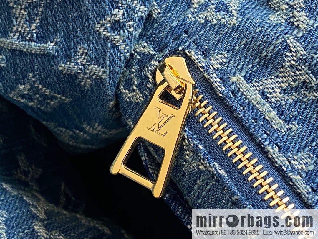 [Boutique‑grade] M46871 blue denim, denim square bag series Onthego medium handbag