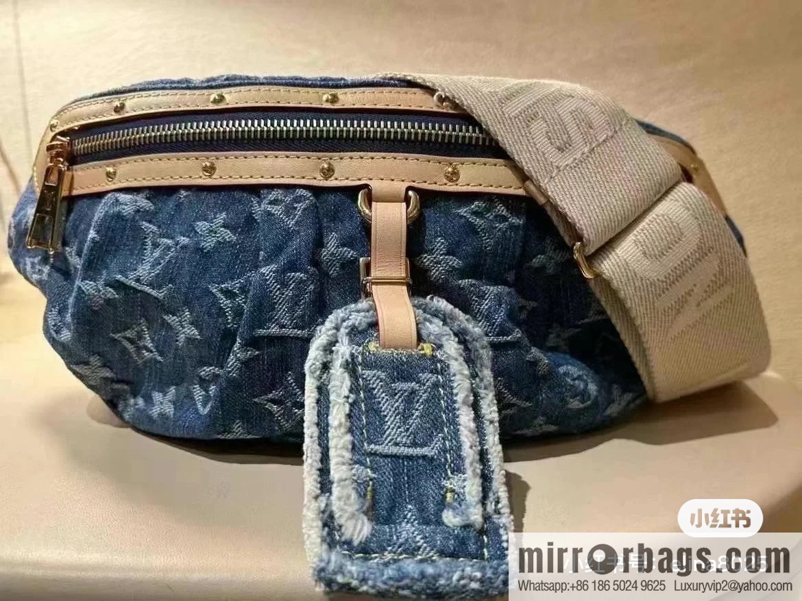 [Boutique‑grade] M46847 blue denim, denim breast bag fanny pack series, the latest bumbag fanny pack.