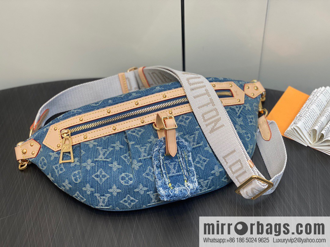 [Boutique‑grade] M46847 blue denim, denim breast bag fanny pack series, the latest bumbag fanny pack.