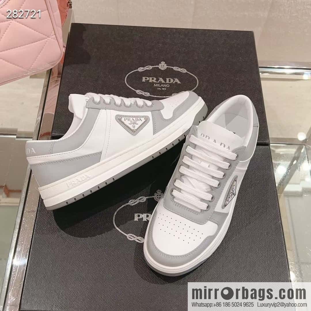 🐰🐰Prada ss23 new arrival~ Prada 2023 | New triangular standard couple men's and women's board shoes