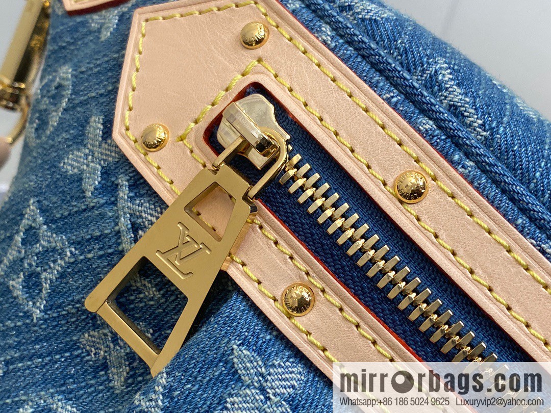 [Boutique‑grade] M46847 blue denim, denim breast bag fanny pack series, the latest bumbag fanny pack.