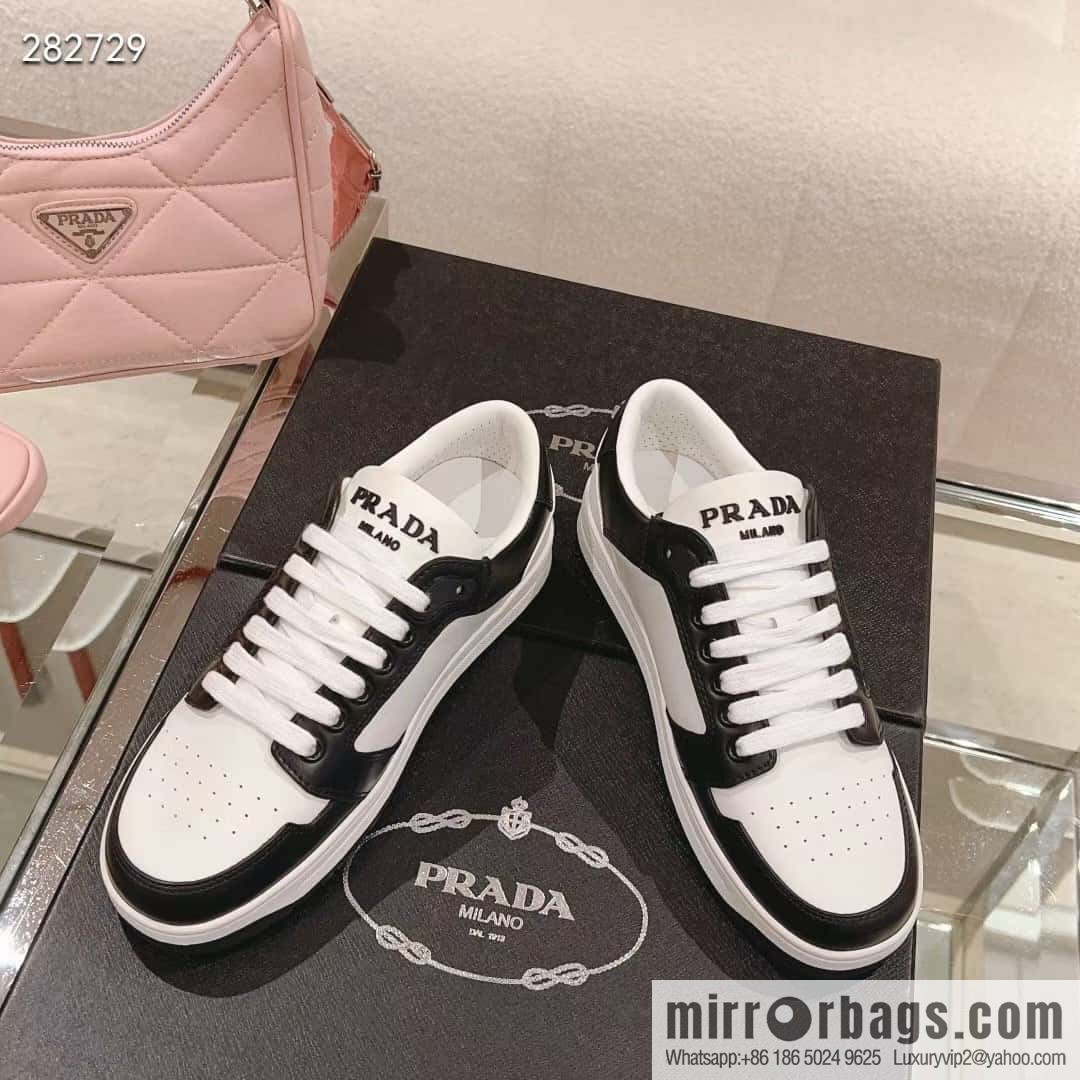 🐰🐰Prada ss23 new arrival~ Prada 2023 | New triangular standard couple men's and women's board shoes