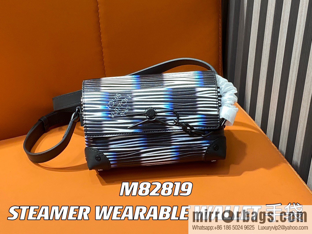 [Boutique‑grade] M82819 night chessboard plaid men's bag full leather epi mailman bag series STEAMER WEARABLE WALLET handbag