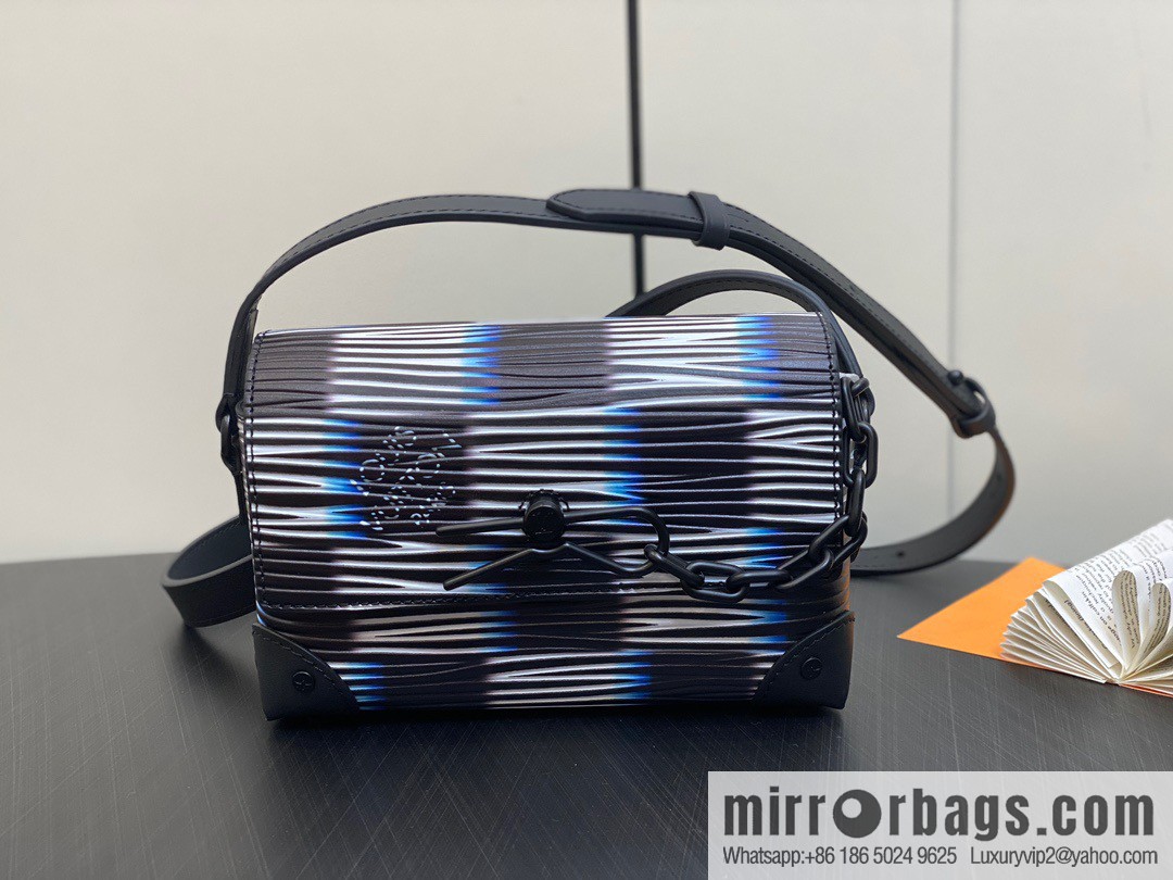 [Boutique‑grade] M82819 night chessboard plaid men's bag full leather epi mailman bag series STEAMER WEARABLE WALLET handbag