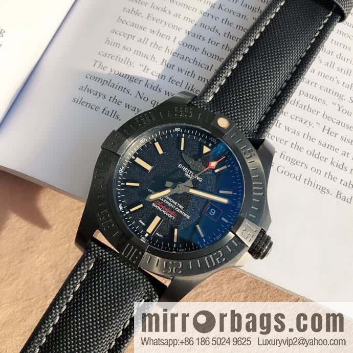 Breitling Blackbird reconnaissance aircraft imported ETA 2824-2 movement watch