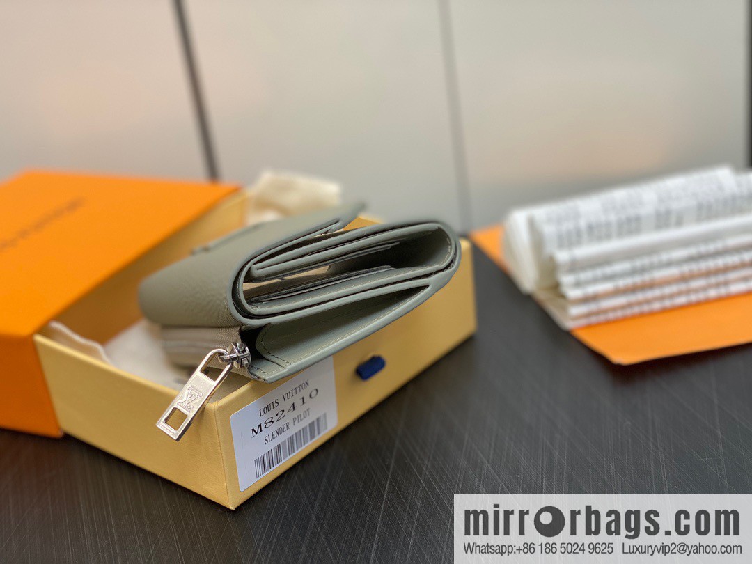 [Boutique‑grade] M82410 gray-green, full leather wallet series M81740 SLENDER PILOT wallet