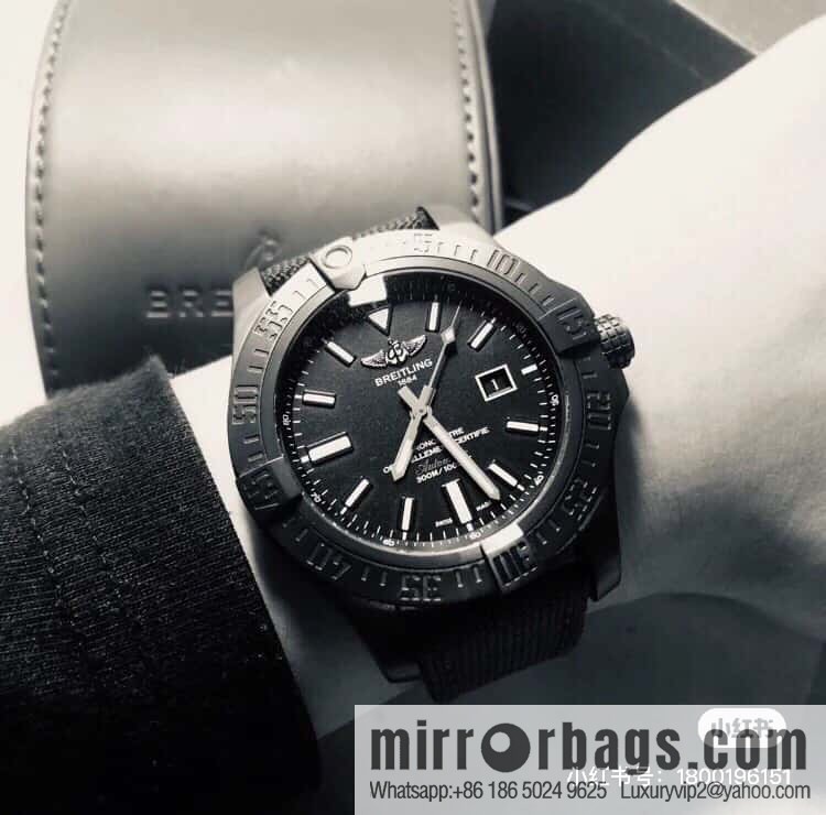 Breitling Blackbird reconnaissance aircraft imported ETA 2824-2 movement watch