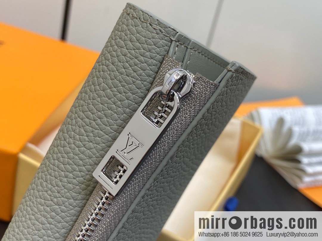 [Boutique‑grade] M82410 gray-green, full leather wallet series M81740 SLENDER PILOT wallet