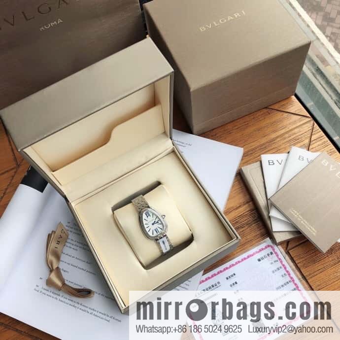 Bvlgari ladies watch, the latest diamond-encrusted Serpenti seduttori snake shadow watch