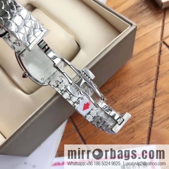 Bvlgari ladies watch, the latest diamond-encrusted Serpenti seduttori snake shadow watch