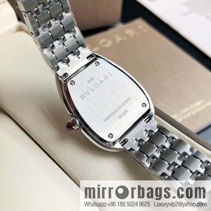 Bvlgari ladies watch, the latest diamond-encrusted Serpenti seduttori snake shadow watch