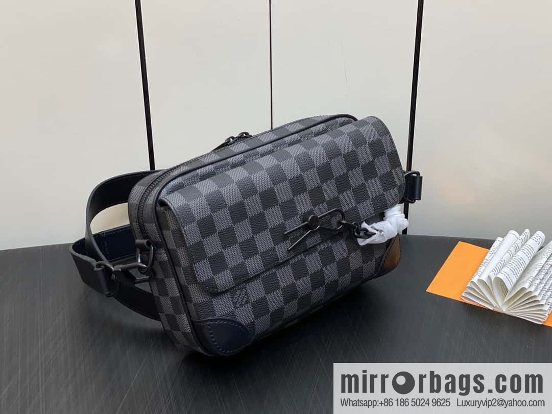 [Boutique‑grade] M46795 Haige, men's bag messenger bag series Steamer messenger bag