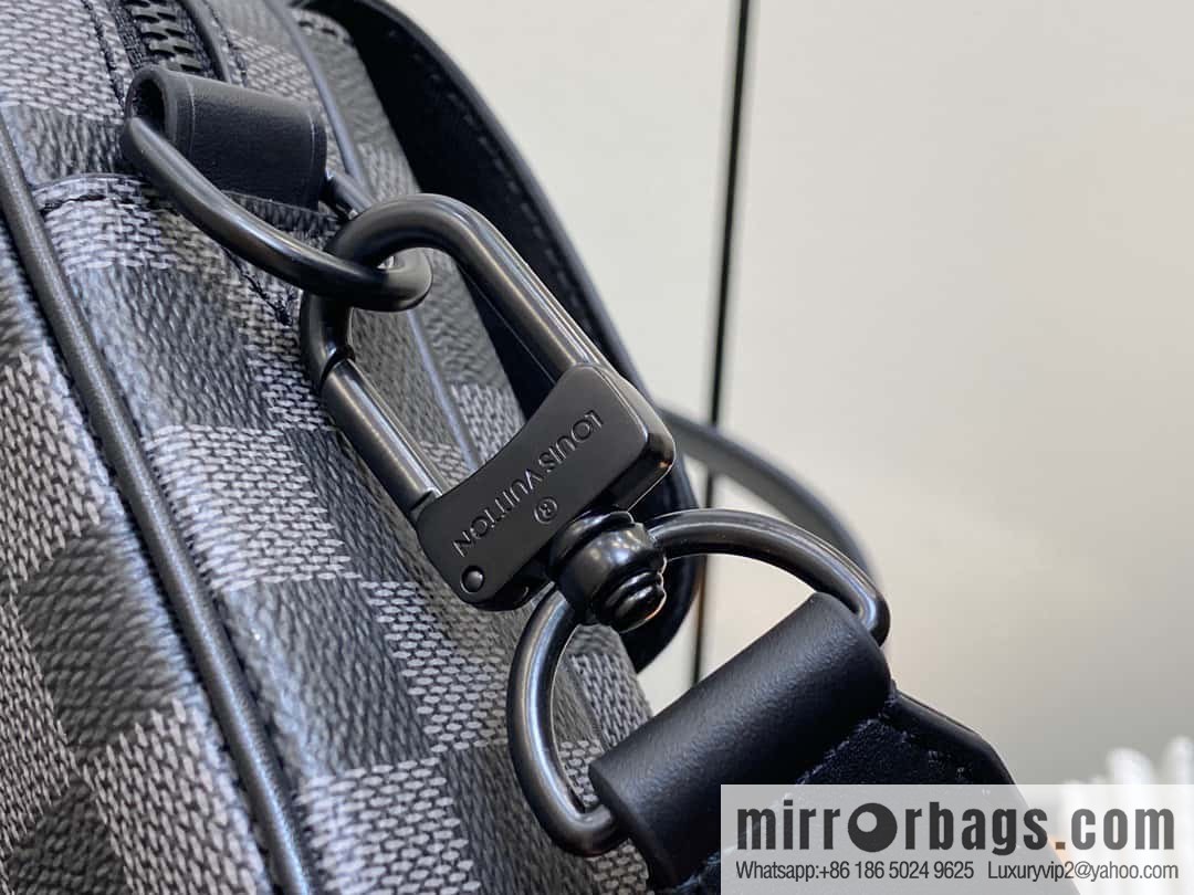 [Boutique‑grade] M46795 Haige, men's bag messenger bag series Steamer messenger bag