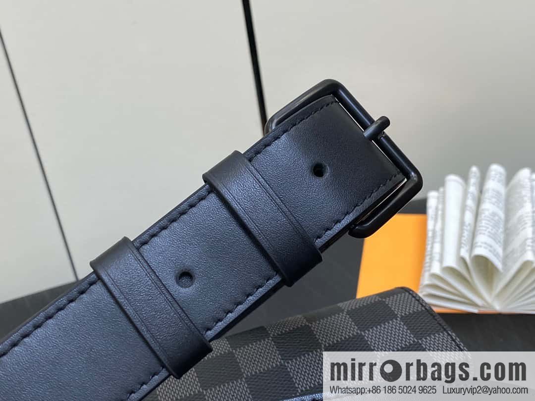 [Boutique‑grade] M46795 Haige, men's bag messenger bag series Steamer messenger bag
