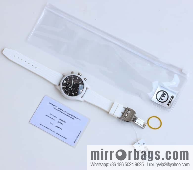 Ceramic case TW fully upgraded IWC's latest ceramic watch, IWC Pilot Chronograph