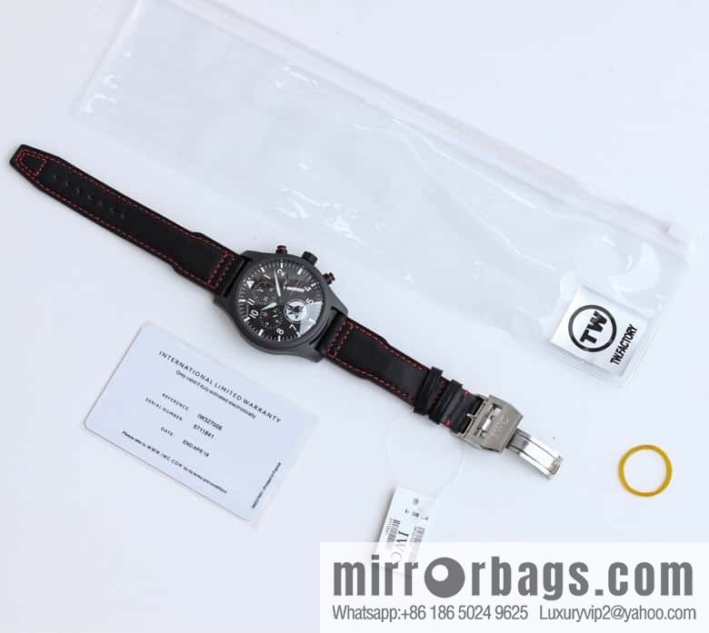 Ceramic case TW fully upgraded IWC's latest ceramic watch, IWC Pilot Chronograph
