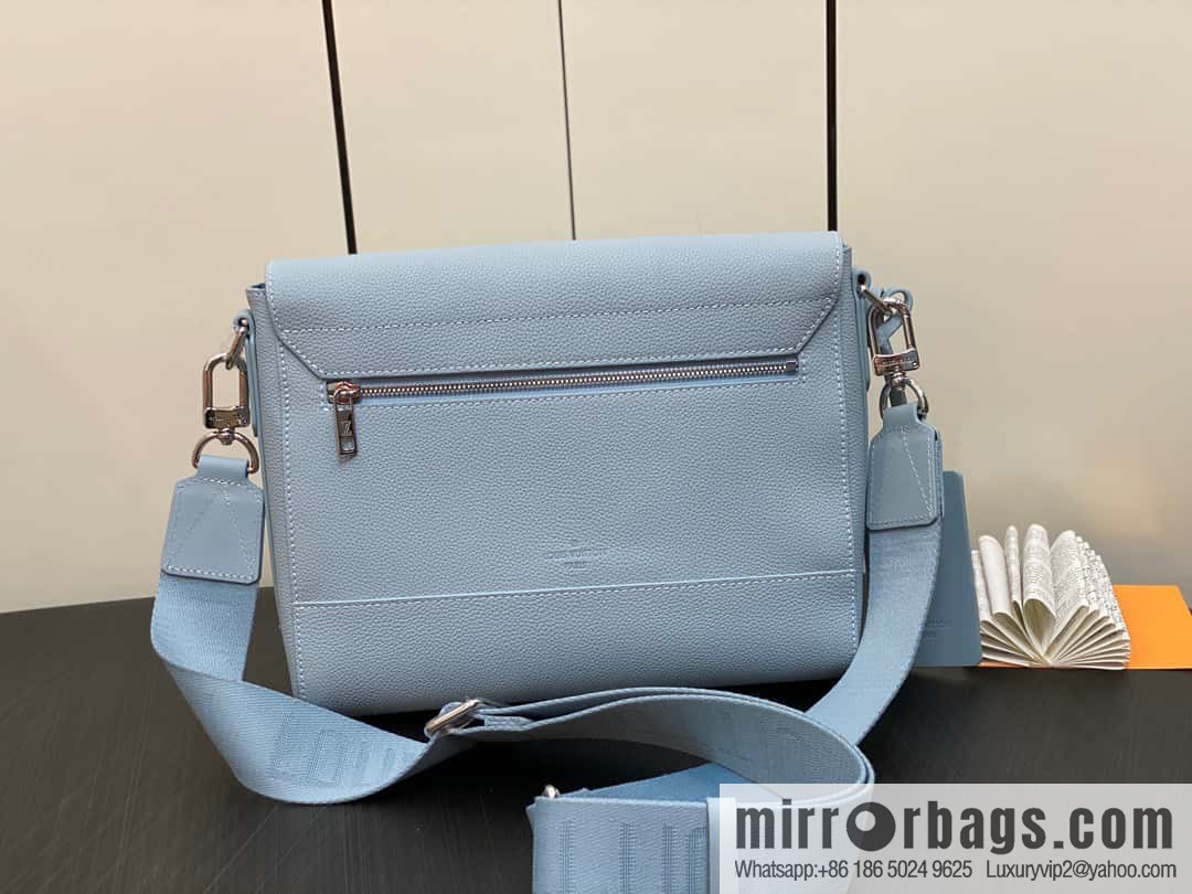 [Boutique‑grade] M22505 light blue, full leather men's bag messenger bag series Takeoff messenger bag