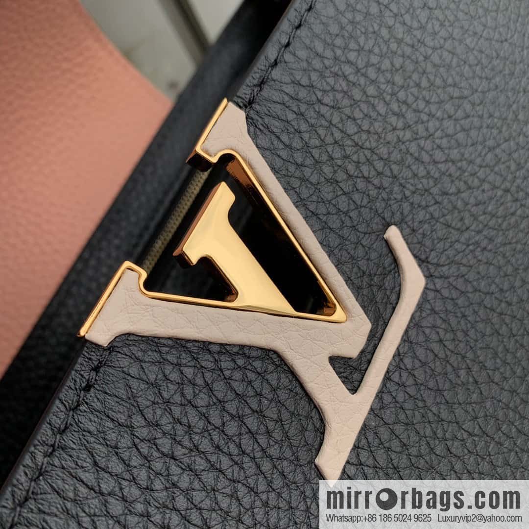 M21689 Capucines, medium, handbag