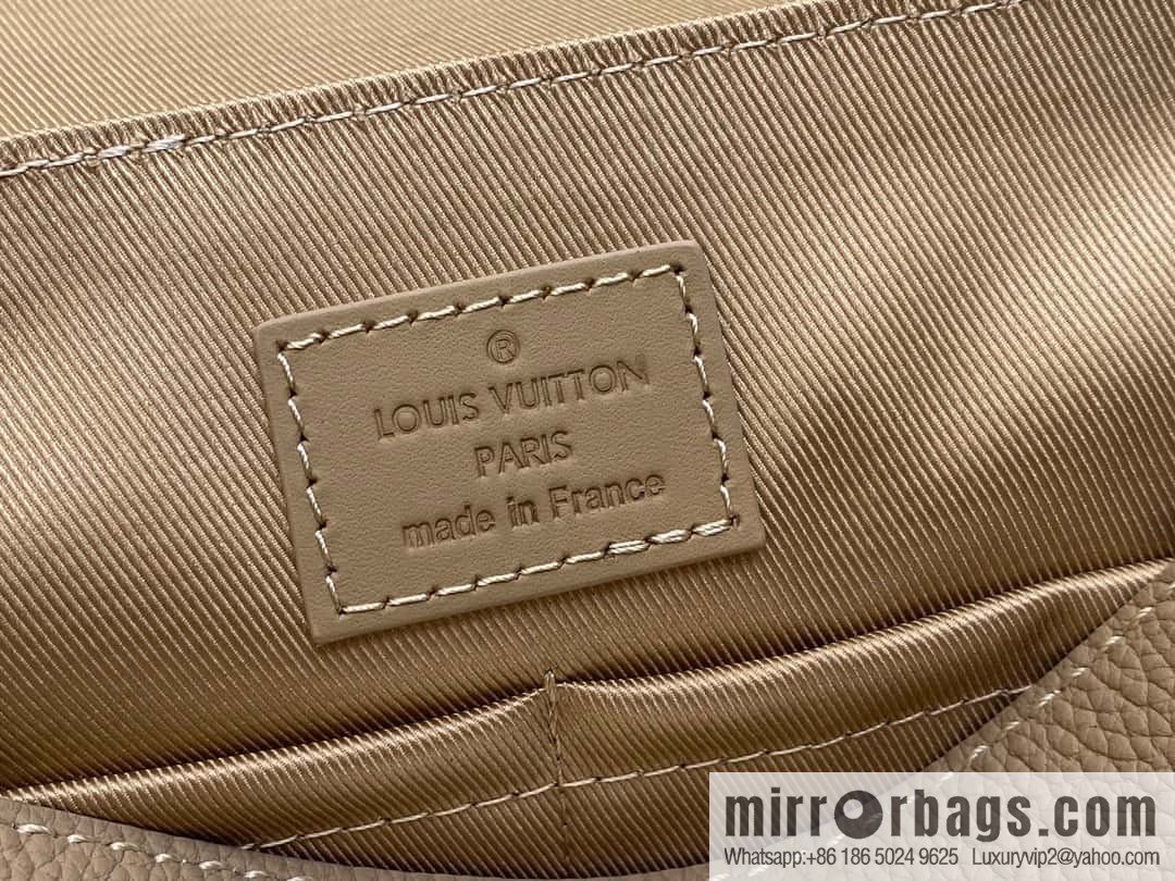 [Boutique‑grade] M22505 apricot, full leather men's bag messenger bag series Takeoff messenger bag