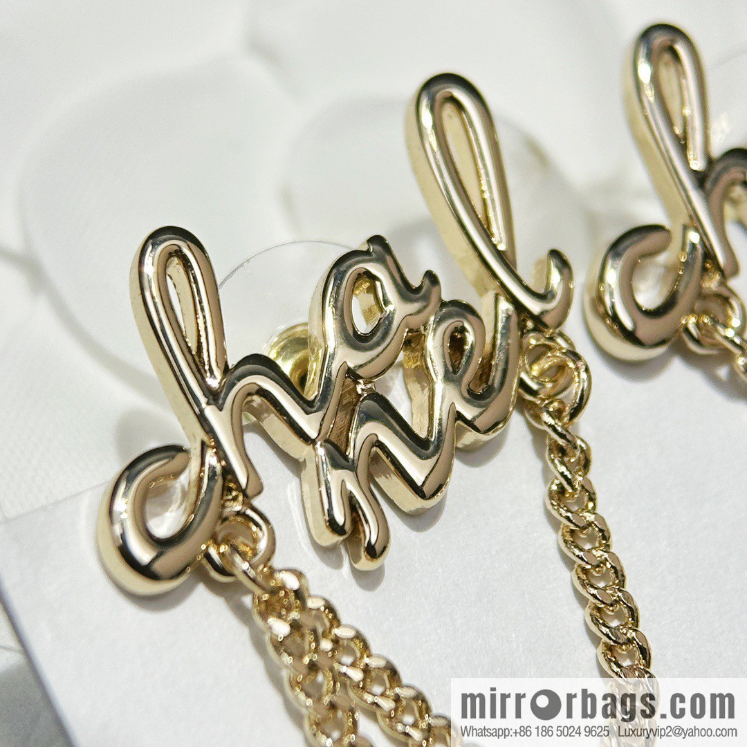 ☀️New ☑️ Chanel double c fringed Chanel letter stud earrings ☀️