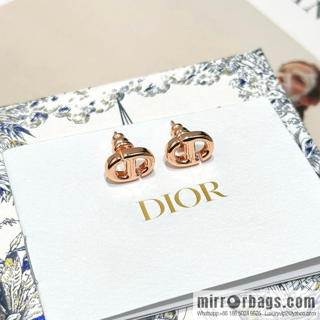 New ☑️ DIOR rose gold CD stud earrings