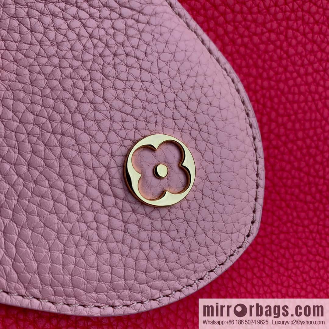 M21689 Capucines BB handbag