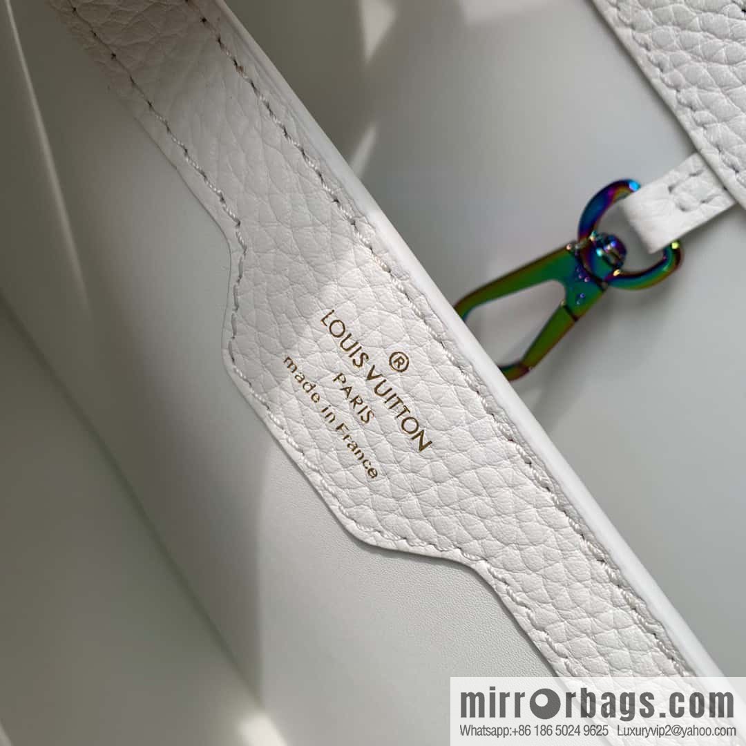 M22054 CAPUCINES small handbag