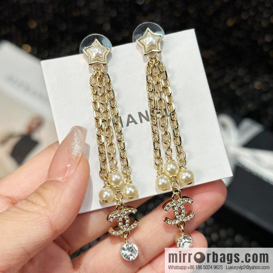 ☀️New ☑️ Chanel double c pentagram ⭐ star fringed stud earrings