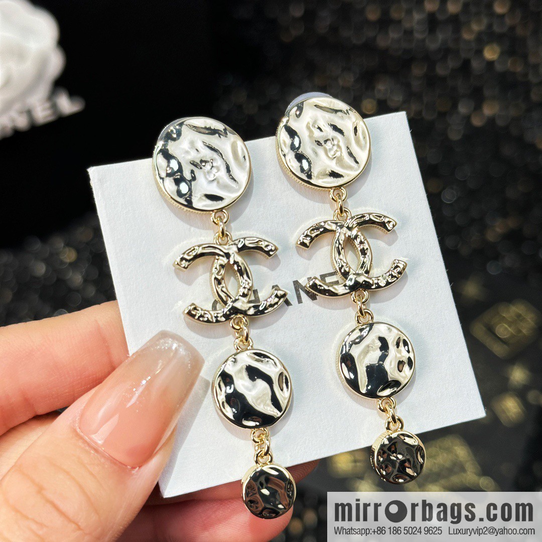 ☀️New ☑️ Chanel C4 double c round smooth stud earrings
