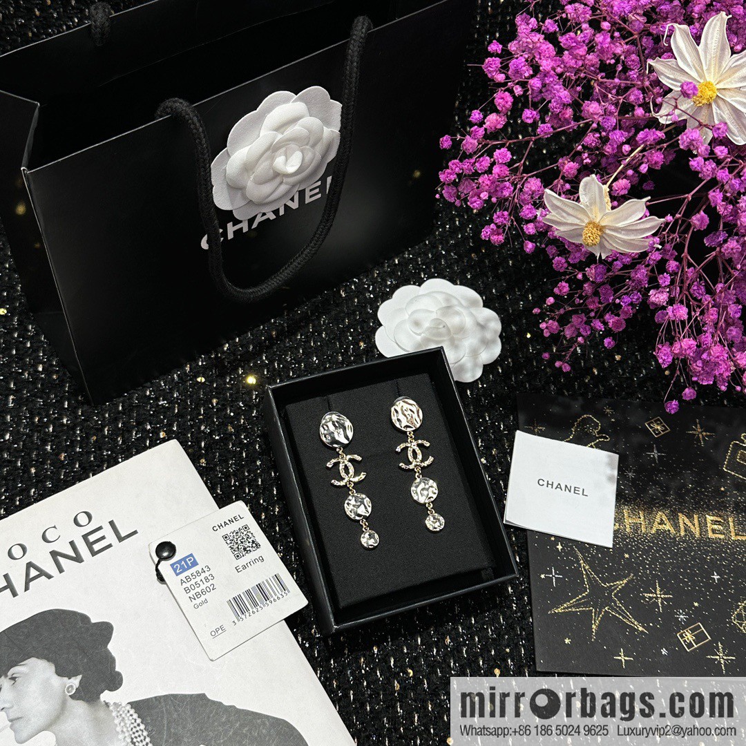 ☀️New ☑️ Chanel C4 double c round smooth stud earrings