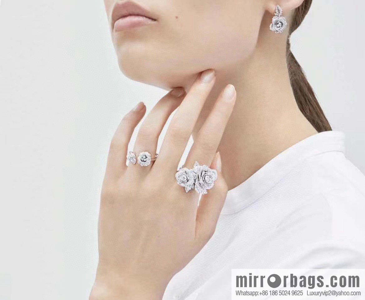 New ☑️ Dior full diamond double rose ring