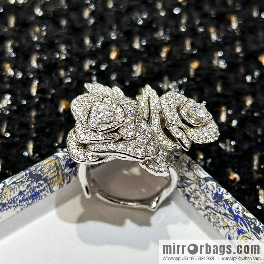 New ☑️ Dior full diamond double rose ring