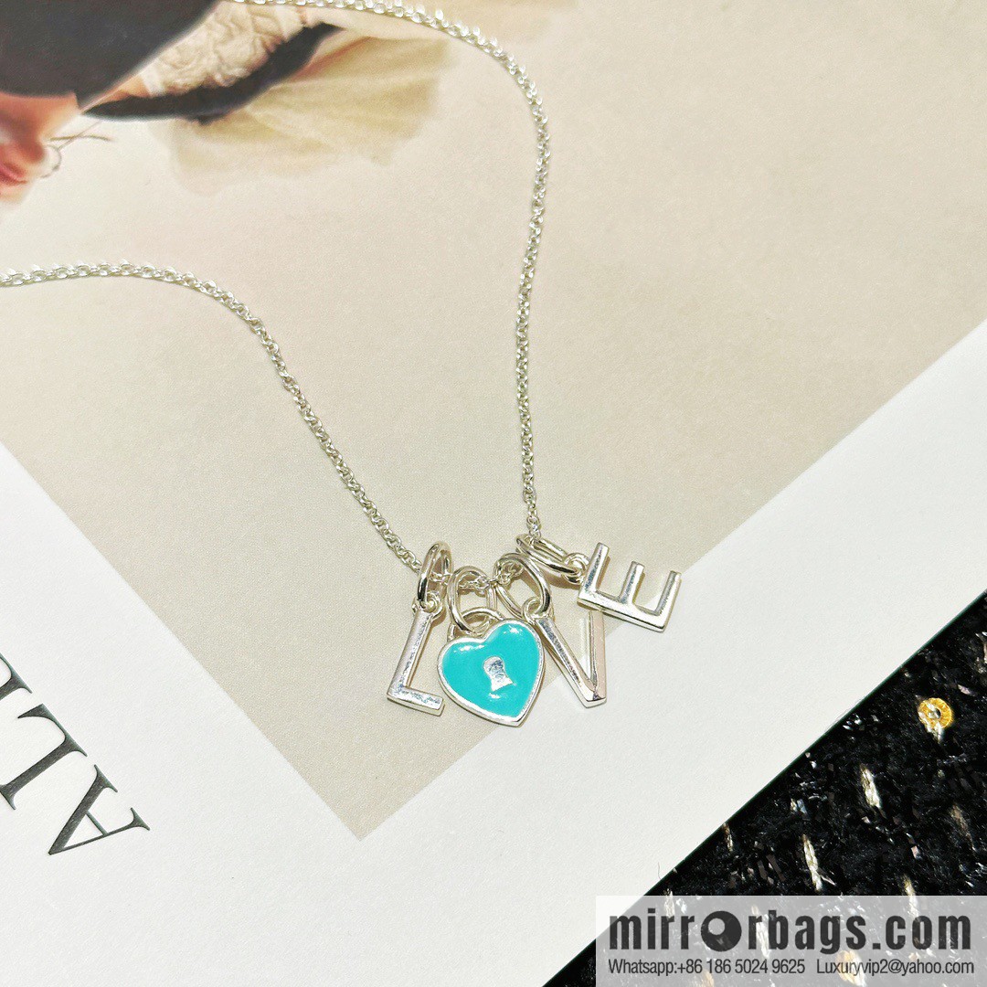 ☀Tiffany & Co. Tiffany LOVE Letter Blue Love Peach Heart Necklace