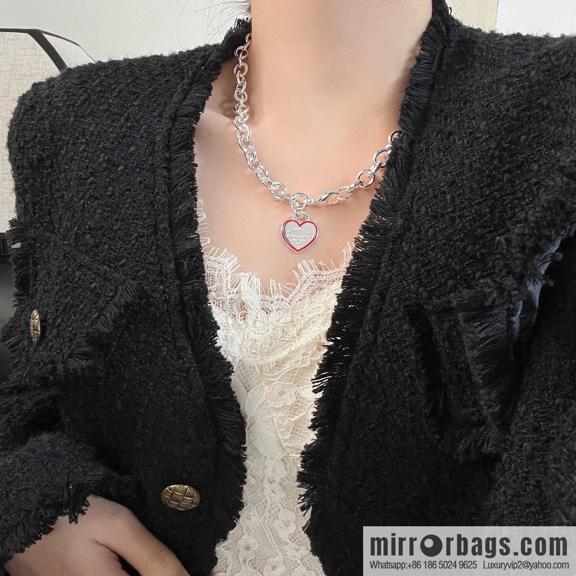 ☀Tiffany & Co. Tiffany LOVE series red love peach heart necklace