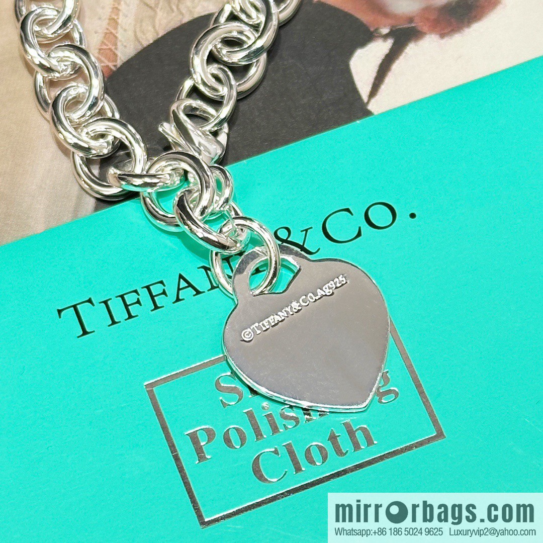☀Tiffany & Co. Tiffany LOVE series red love peach heart necklace