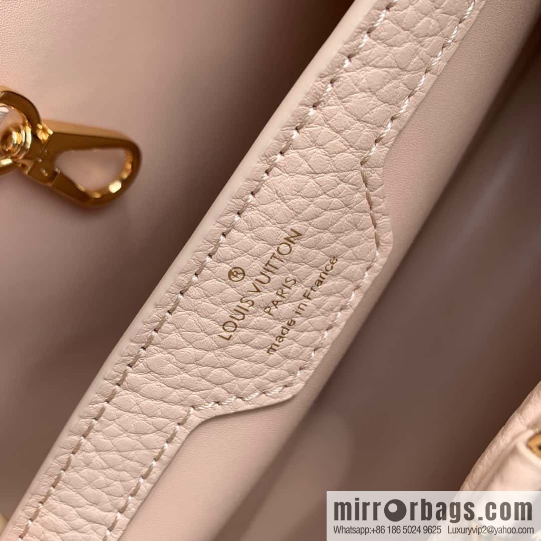 M23082 Pink White, Small M22055 CAPUCINES Small Handbag