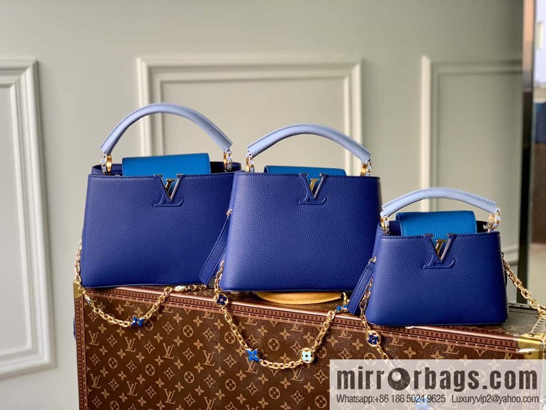 [Exclusive real shot M20844 blue/small] Capucines BB handbag