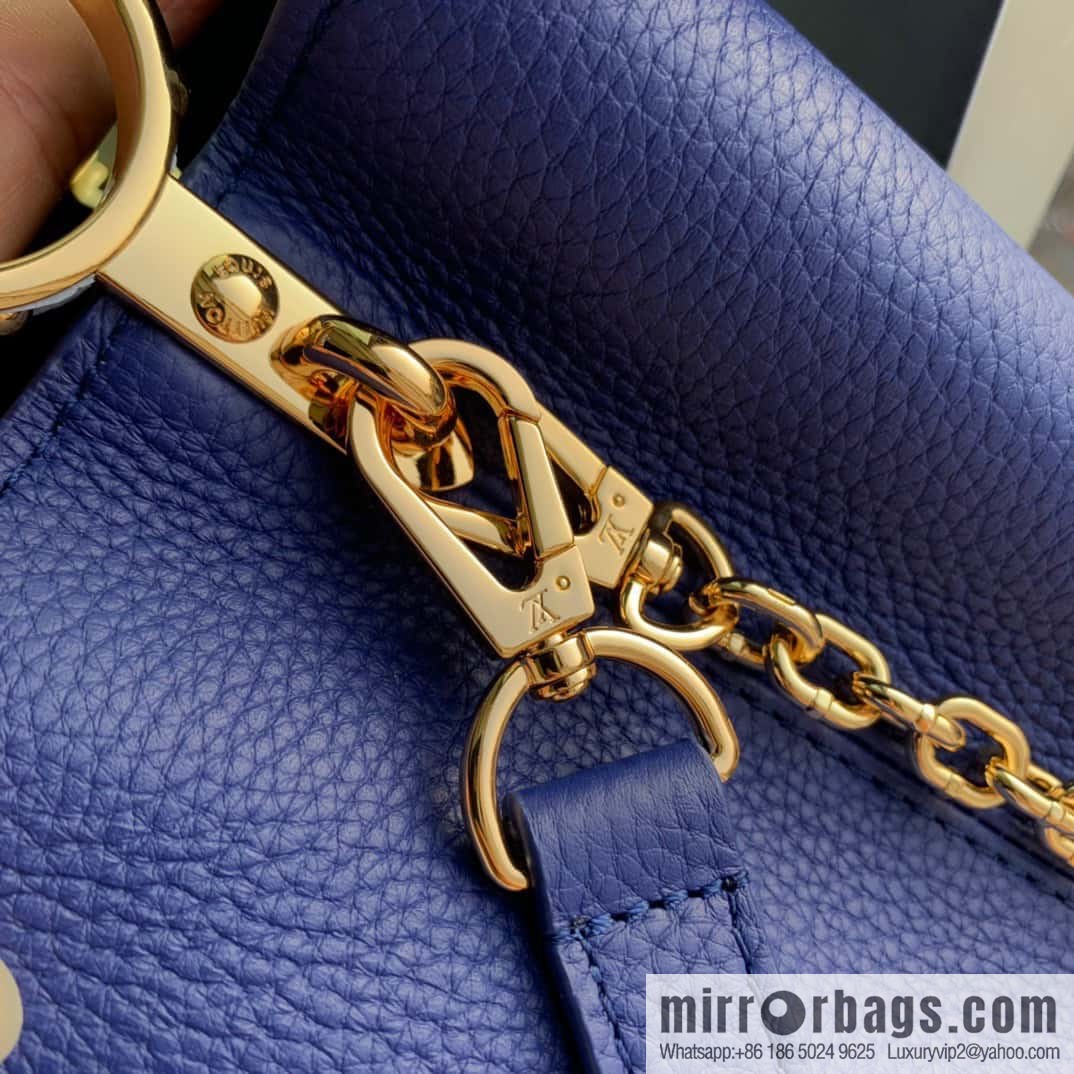 [Exclusive real shot M20844 blue/mini] Capucines mini handbag