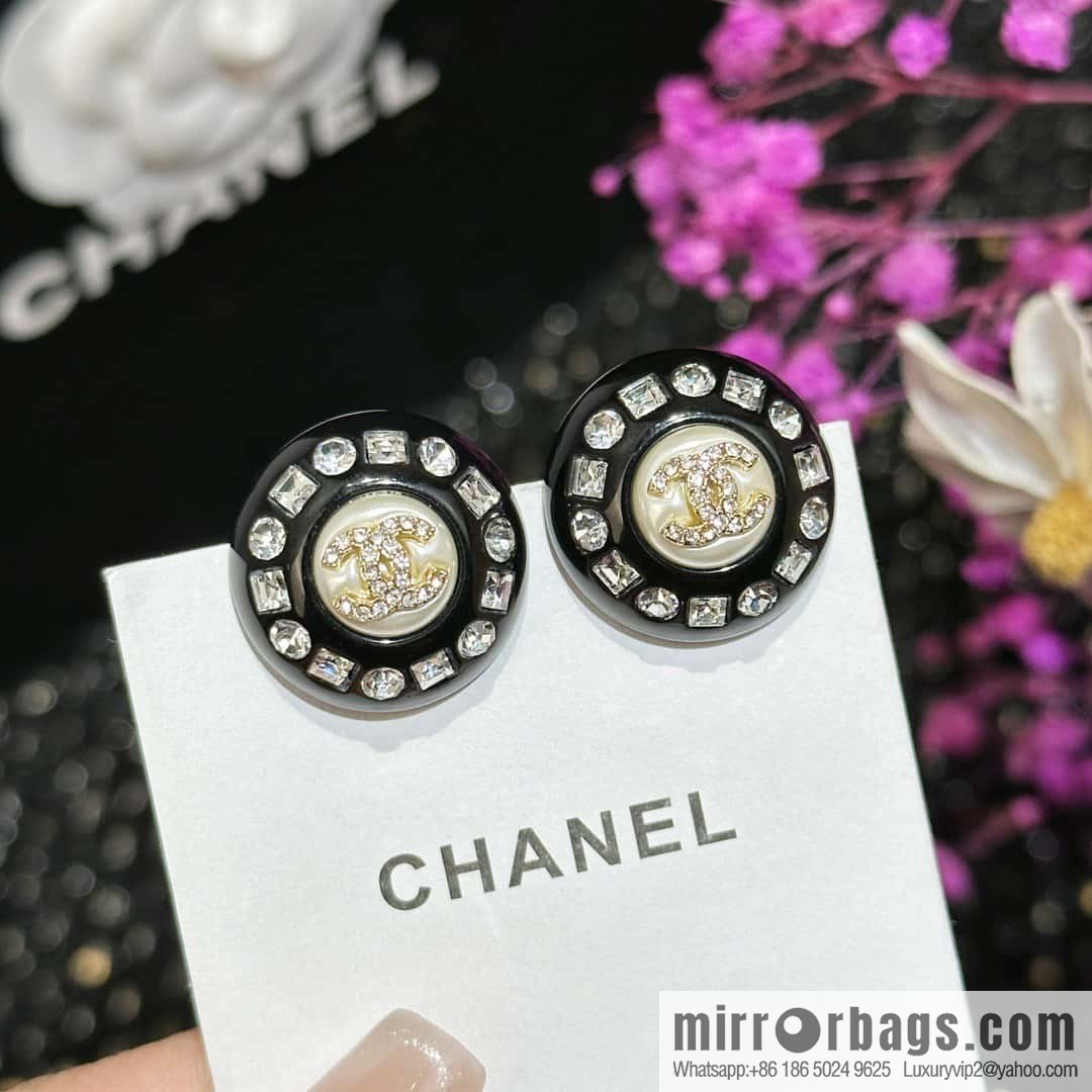 ☀️New ☑️ chanel c1 double c round stud earrings ☀️