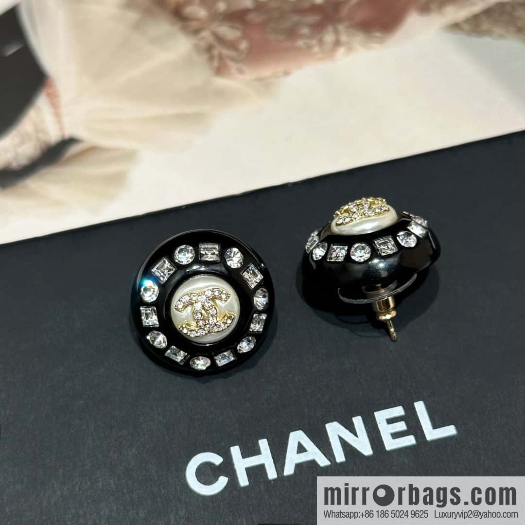 ☀️New ☑️ chanel c1 double c round stud earrings ☀️