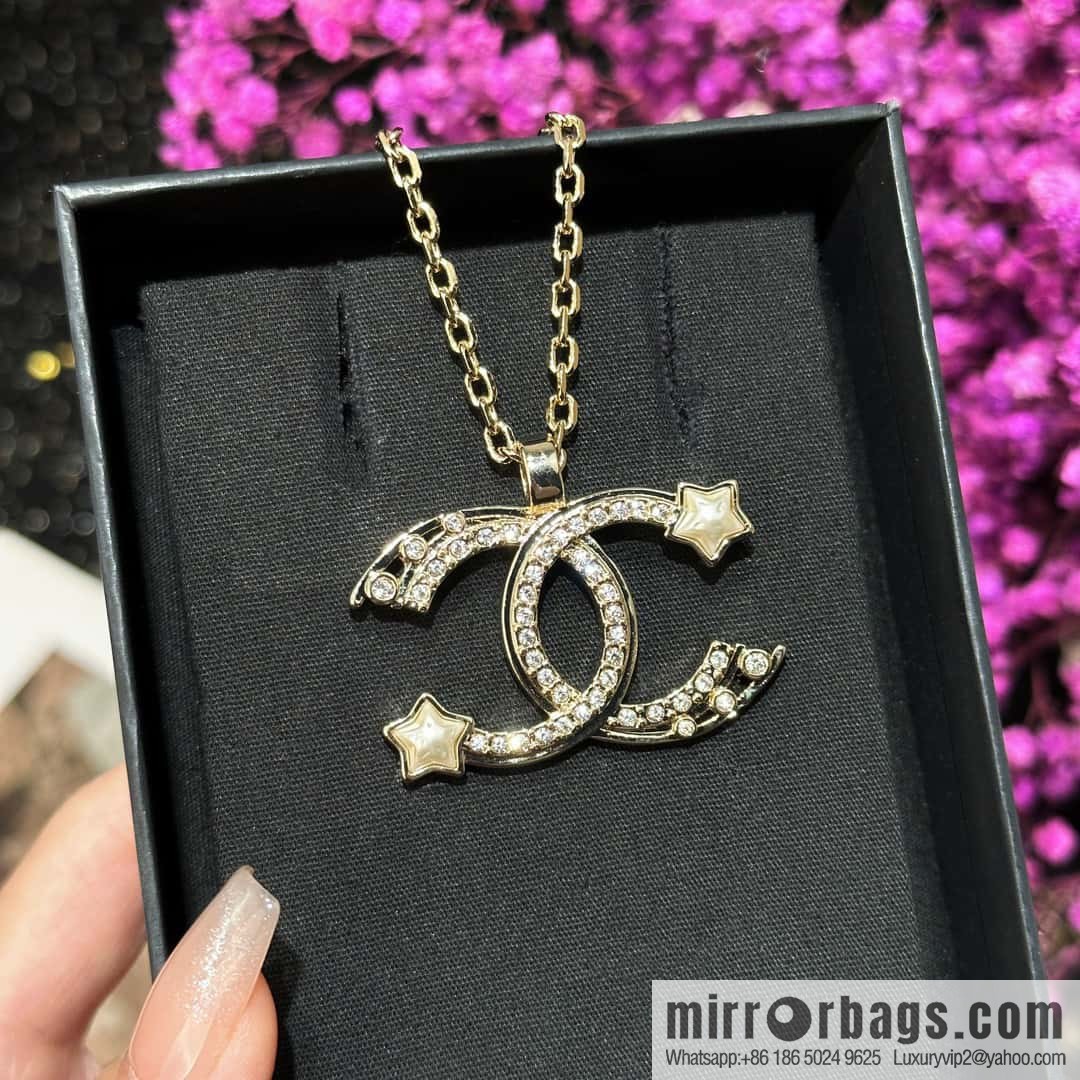 ☀️New ☑️ Chanel Full Diamond Double C Pentagram ⭐ Star Necklace ☀️