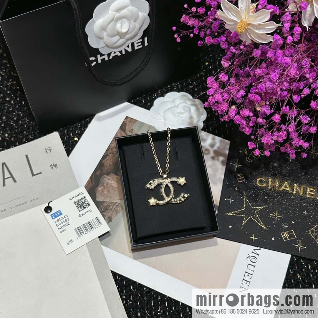☀️New ☑️ Chanel Full Diamond Double C Pentagram ⭐ Star Necklace ☀️