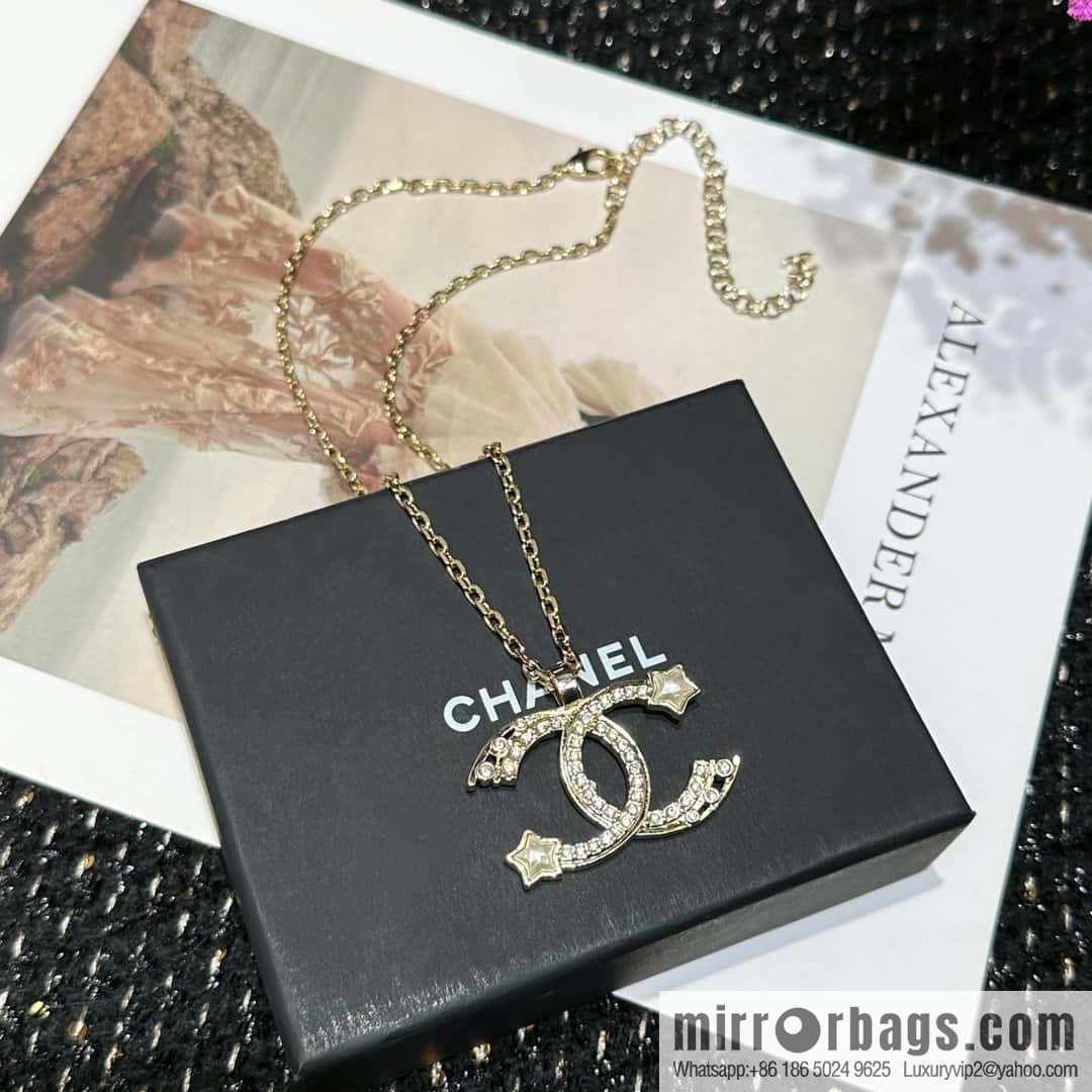 ☀️New ☑️ Chanel Full Diamond Double C Pentagram ⭐ Star Necklace ☀️